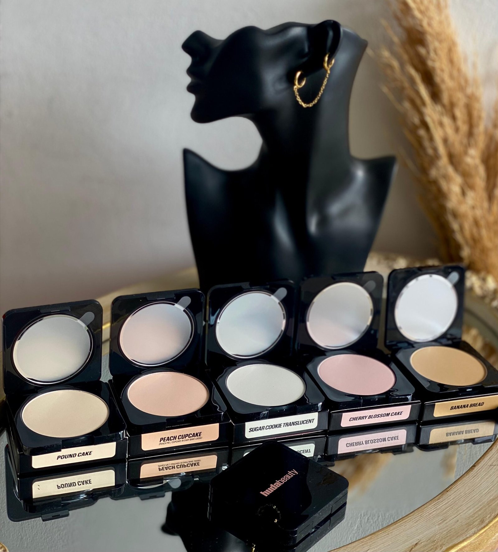 Huda Beauty pressed power