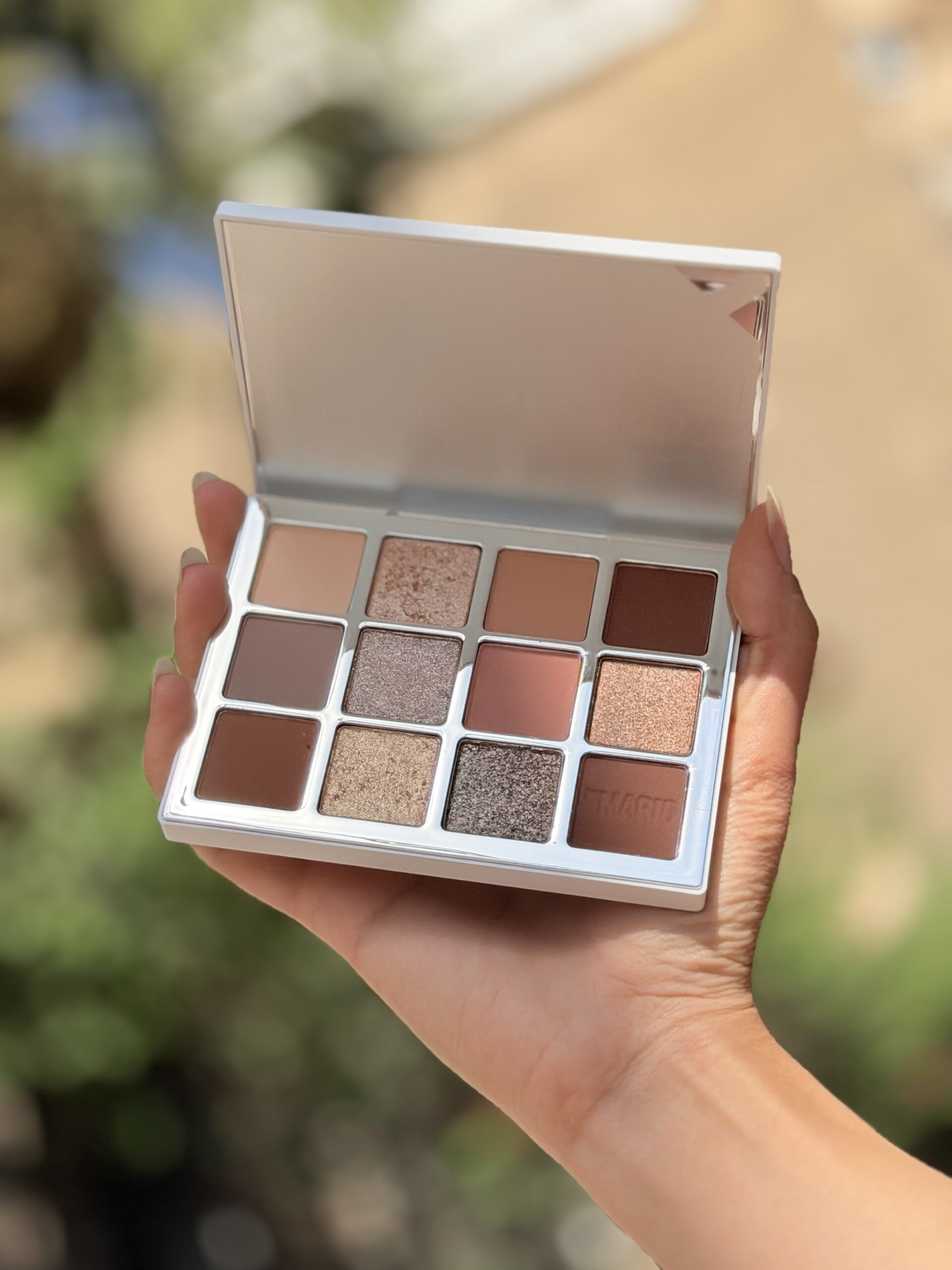 Makeup by mario Eyeshadow Palette ETHEREAL EYES:THE ORIGINAL
