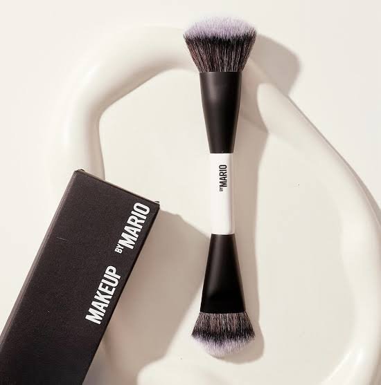 MAKEUP BY MARIO BRUSH