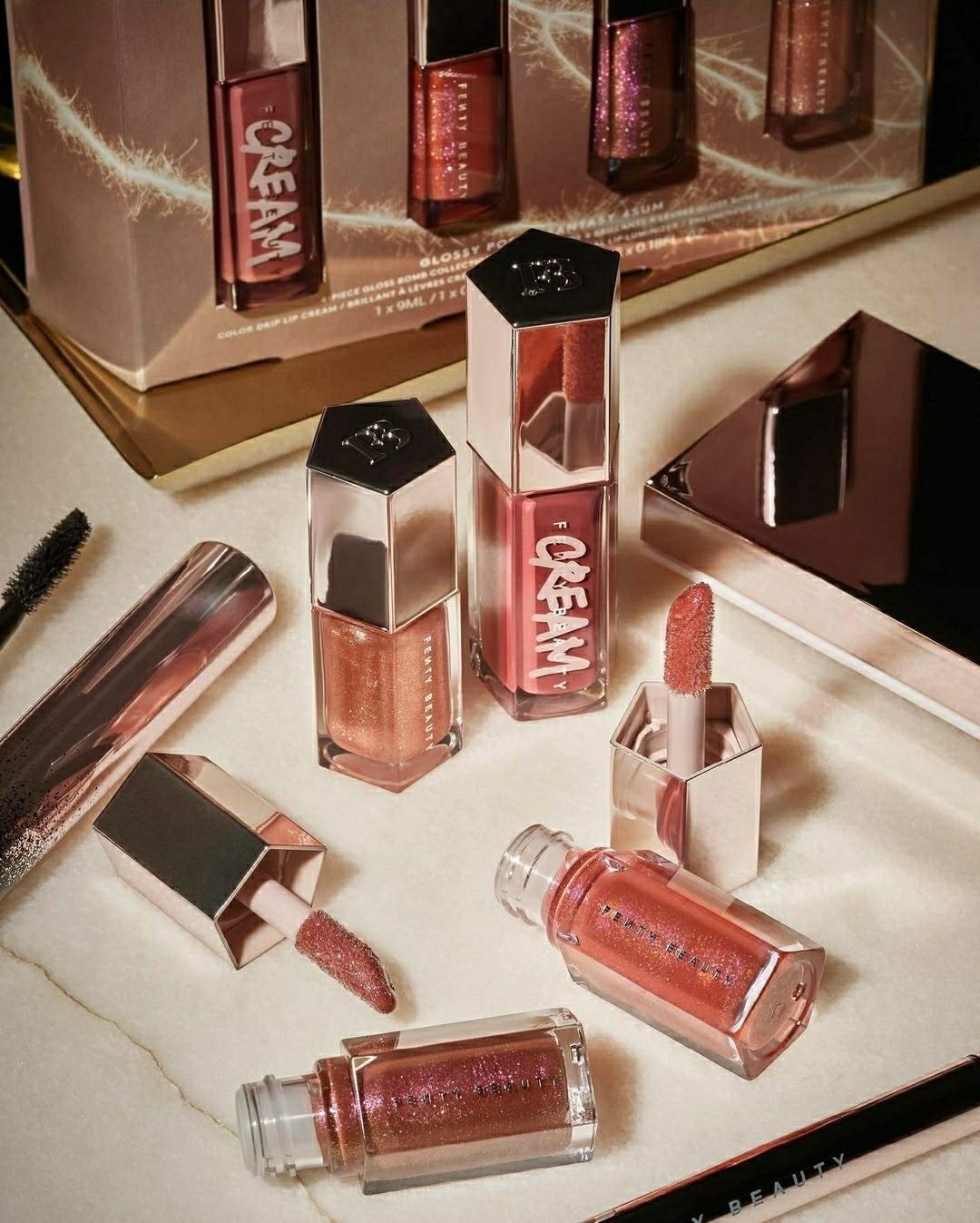 FENTY BEAUTY LIP GLOSS BOMB