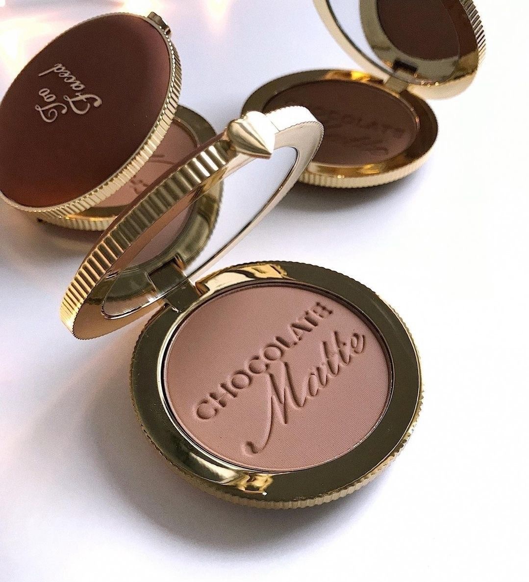 TOO FACED MATTE BLURRING BRONZER POWDER